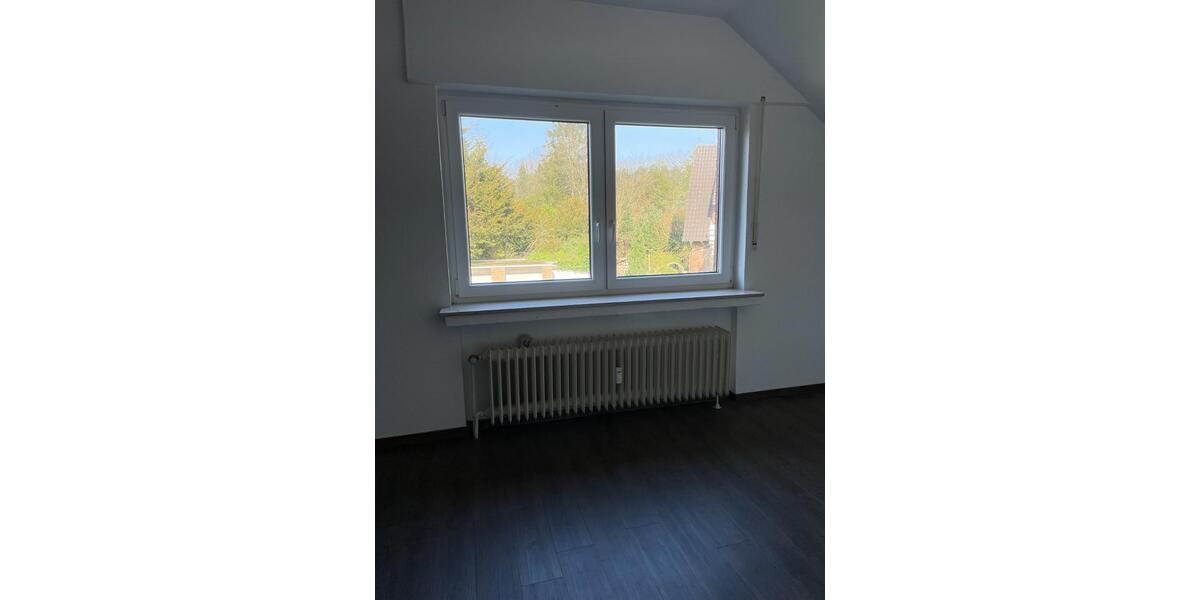 Dachgeschoßwohnung Lingen (Ems) - 3 Zimmer, 98 m&sup2;, 950&euro; | Angebot:24643463