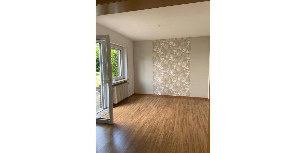Erdgeschoßwohnung Verl - 3.5 Zimmer, 91 m&sup2;, 950&euro; | Angebot:26464189
