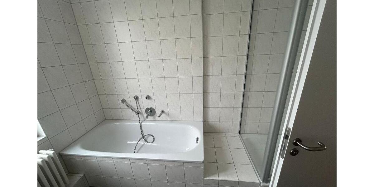 Etagenwohnung Esslingen am Neckar - 3 Zimmer, 79 m&sup2;, 859&euro; | Angebot:25143654