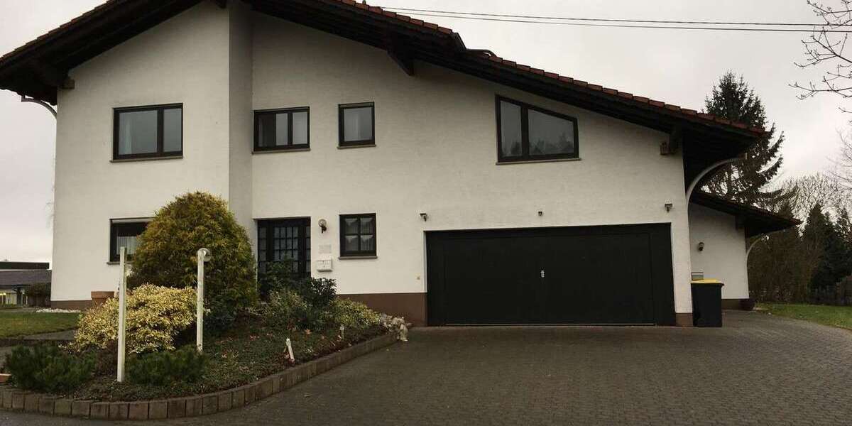 Haus zum Mieten in Ransbach-Baumbach 1.650 € 255 m² 11 zimmer