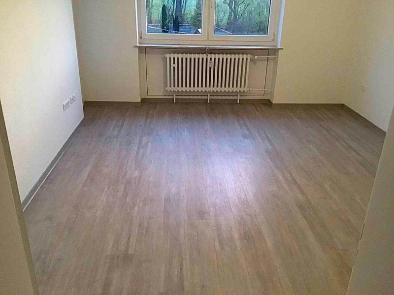 Komplette sanierte 3-Zimmer-Wohnung in ruhiger Lage 3 zimmer