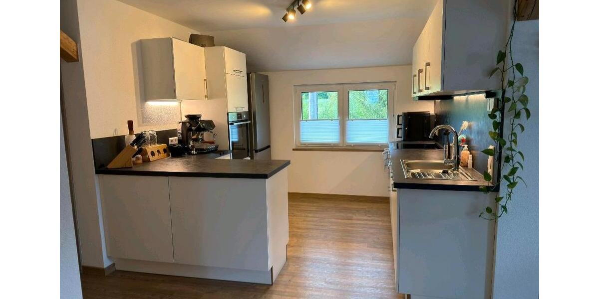 Dachgeschoßwohnung Utzenfeld - 3 Zimmer, 84 m&sup2;, 823&euro; | Angebot:26529061