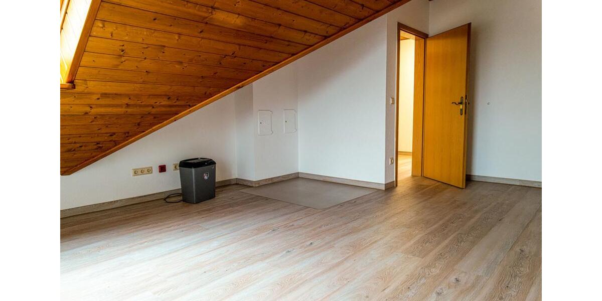 Dachgeschoßwohnung Lauingen (Donau) - 2 Zimmer, 60 m&sup2;, 640&euro; | Angebot:24976523