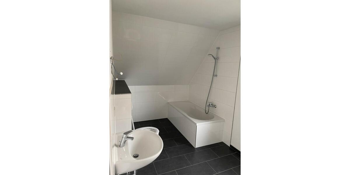 Dachgeschoßwohnung Haßbergen - 2.5 Zimmer, 60 m&sup2;, 580&euro; | Angebot:25838625