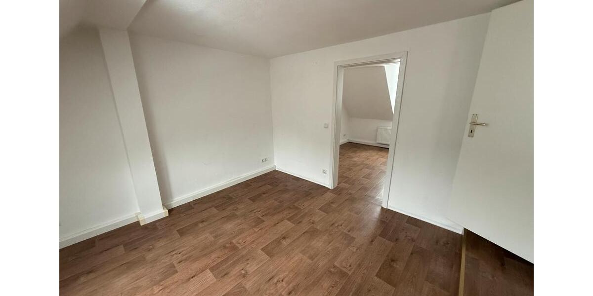 Dachgeschoßwohnung Sitzendorf - 4 Zimmer, 54 m&sup2;, 350&euro; | Angebot:24719567