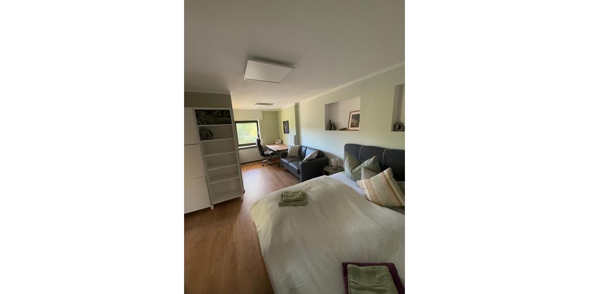Etagenwohnung Solingen Aufderhöhe - 2 Zimmer, 80 m&sup2;, 960&euro; | Angebot:23906297
