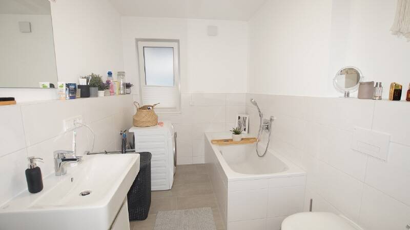 Etagenwohnung Straubing - 3 Zimmer, 76 m&sup2;, 900&euro; | Angebot:26128829