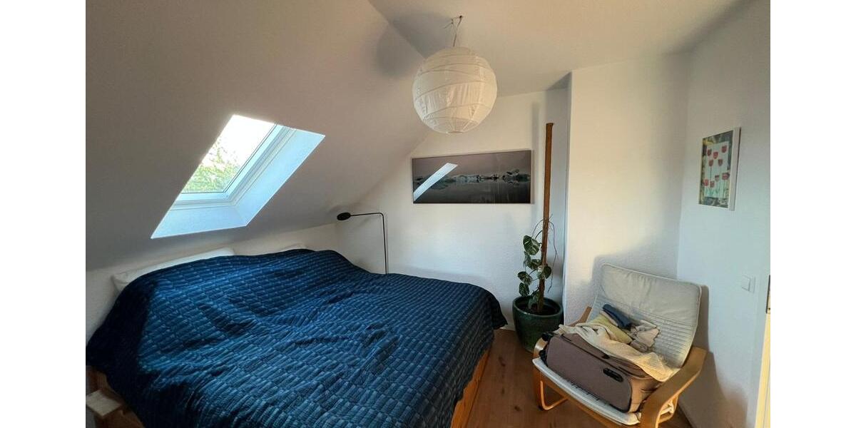 Dachgeschoßwohnung Ronnenberg - 2.5 Zimmer, 59 m&sup2;, 730&euro; | Angebot:26696469