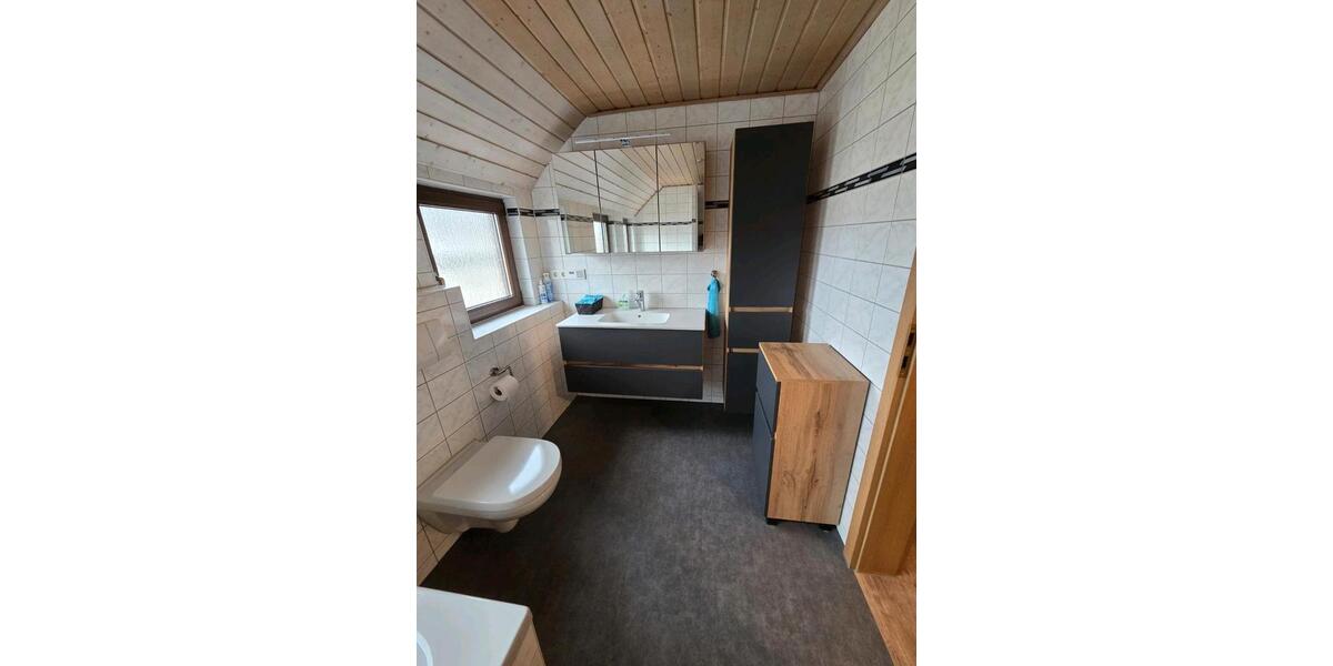 Dachgeschoßwohnung Auenwald - 6.5 Zimmer, 112 m&sup2;, 1.400&euro; | Angebot:26679251