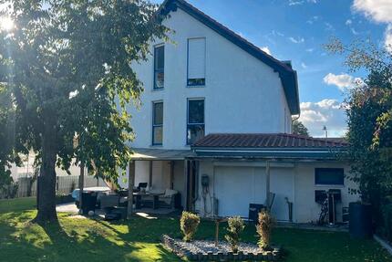 Wohnung Vechelde - 4 Zimmer, 115 m&sup2;, 1.500&euro; | Angebot:27620383