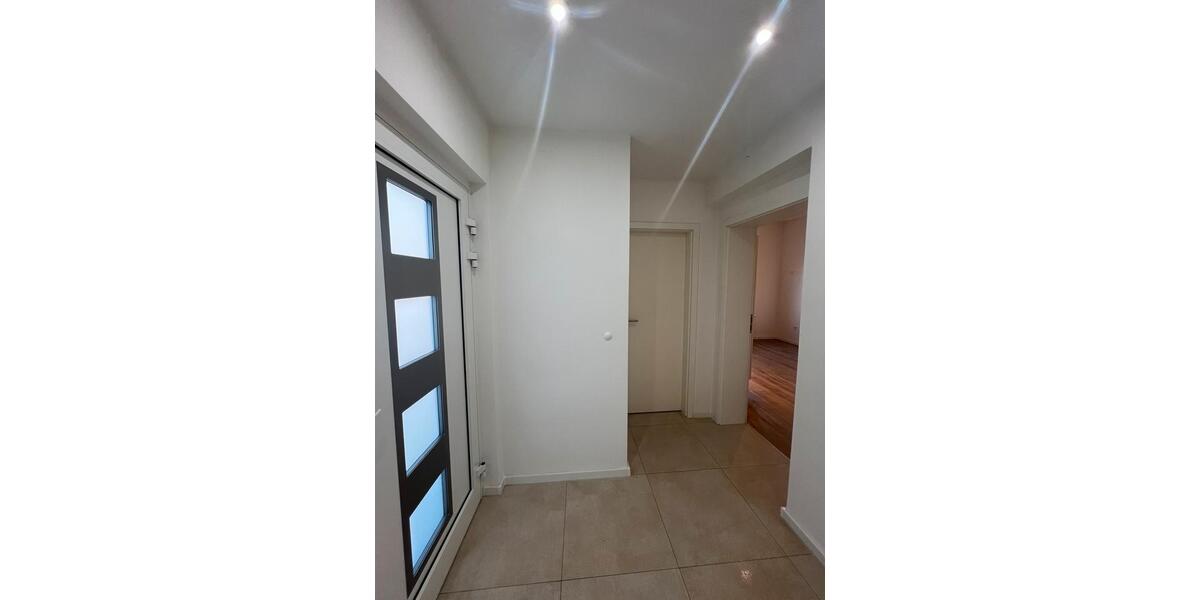 Erdgeschoßwohnung Lage - 1 Zimmer, 42 m&sup2;, 450&euro; | Angebot:25854710