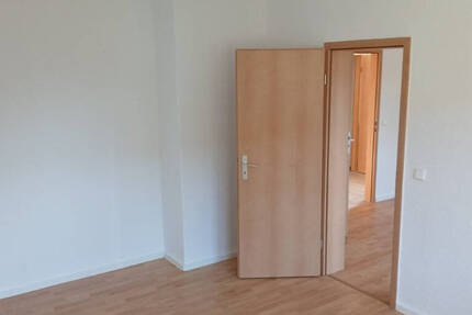 Wohnung Jesewitz - 2 Zimmer, 46 m&sup2;, 300&euro; | Angebot:26740586