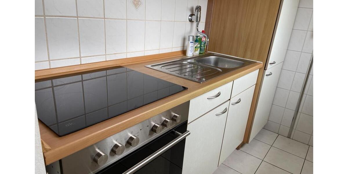 Etagenwohnung Lauta - 1 Zimmer, 27 m&sup2;, 490&euro; | Angebot:25298878