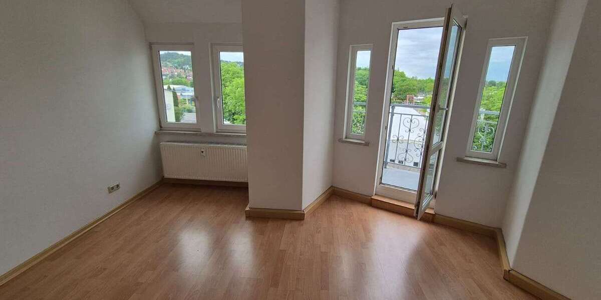 Etagenwohnung Eisenach - 2 Zimmer, 54 m&sup2;, 325&euro; | Angebot:26738006