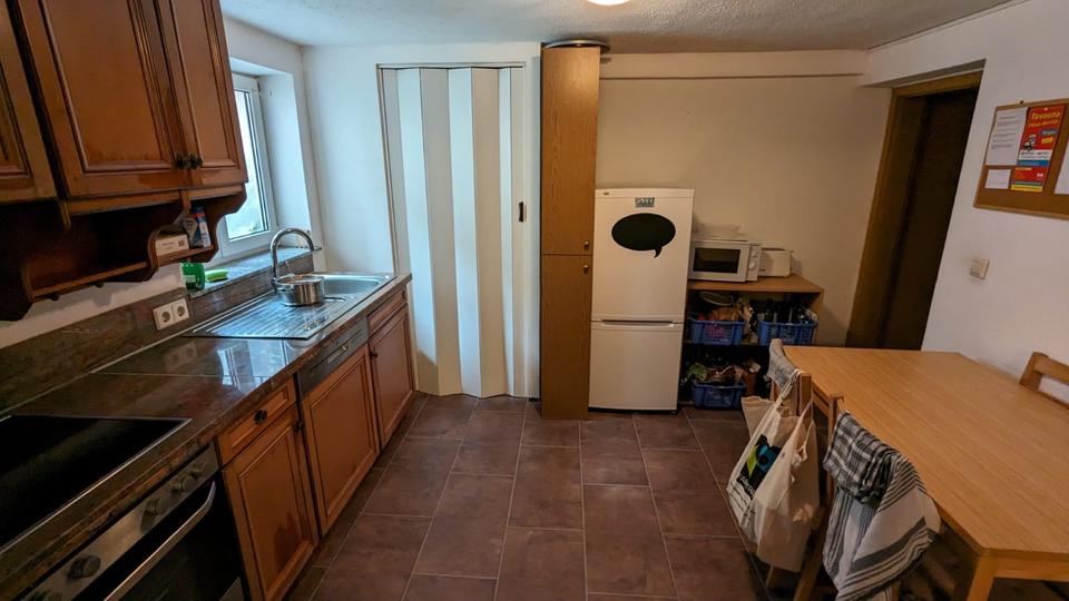 Etagenwohnung Singen (Hohentwiel) - 1 Zimmer, 15 m&sup2;, 470&euro; | Angebot:26460109