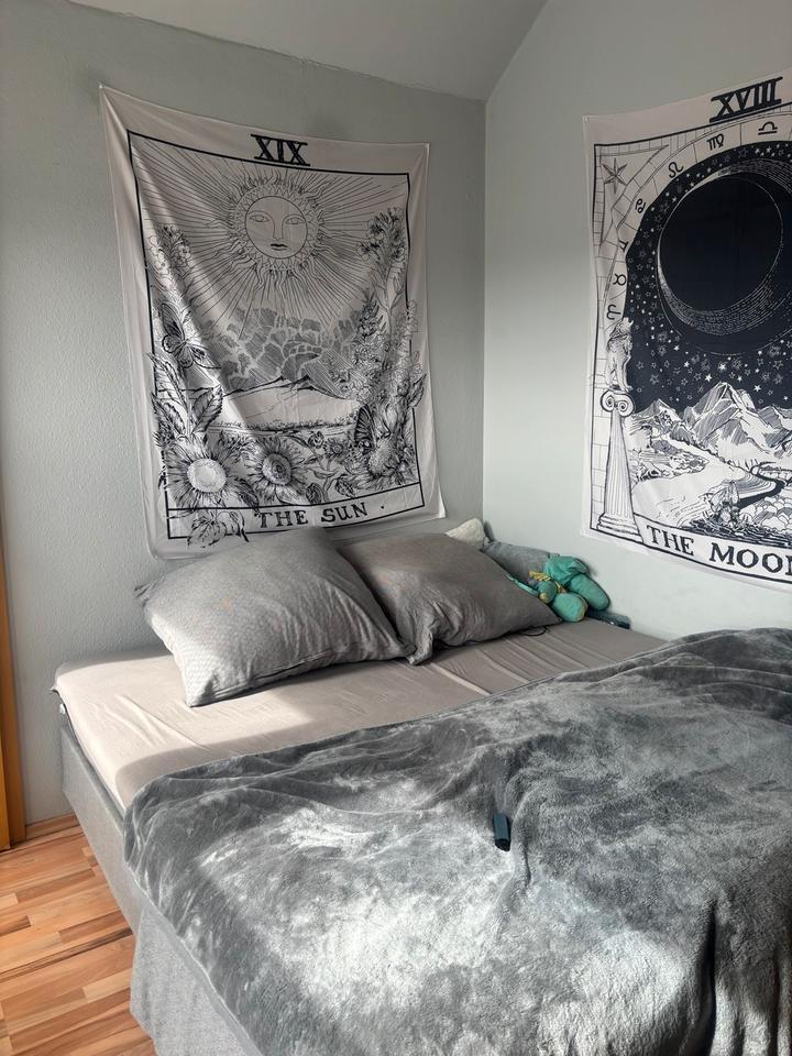 Helle Zwei-Raum Dachgeschoss Wohnung in Schwarzheide