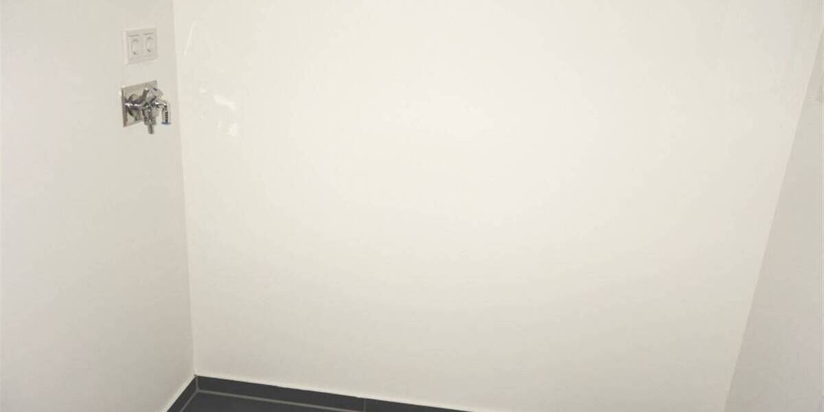 Etagenwohnung Mönchengladbach Stadtmitte - 2 Zimmer, 65 m&sup2;, 867&euro; | Angebot:26161702