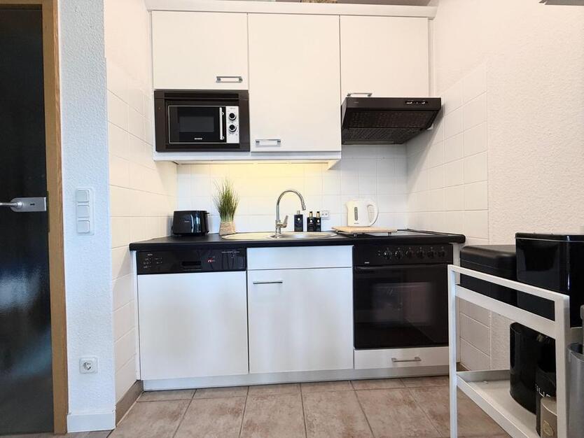 Exklusive möbl. Wohnung mit Seeblick, Pool und Sauna in Cuxhaven