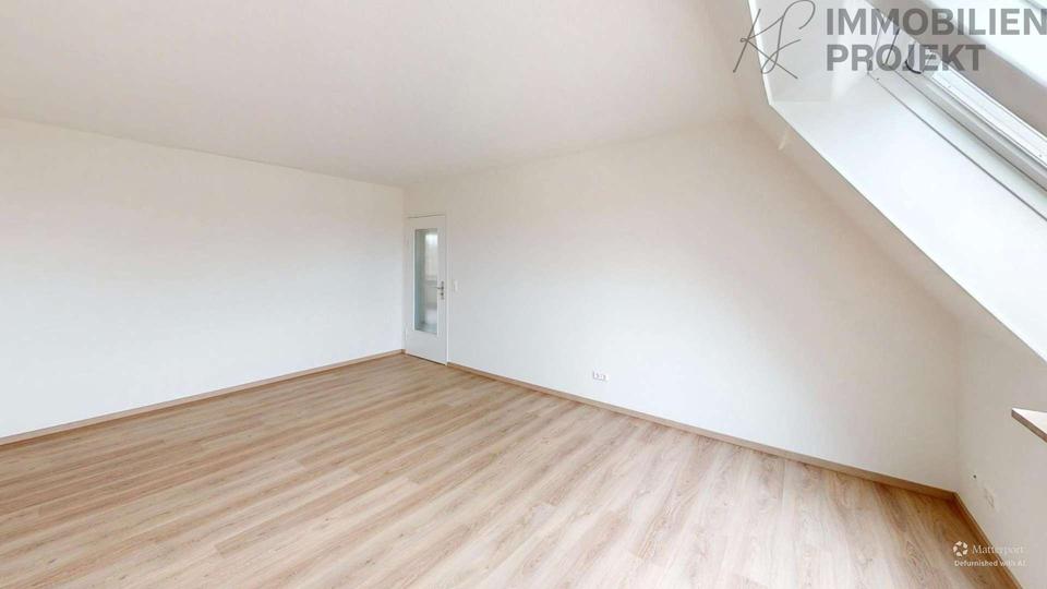 Dachgeschoßwohnung Bayreuth City - 3 Zimmer, 67 m&sup2;, 860&euro; | Angebot:25978582