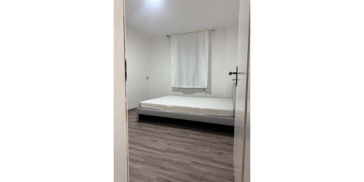 Erdgeschoßwohnung Pforzheim Eutingen - 3 Zimmer, 70 m&sup2;, 990&euro; | Angebot:25168974