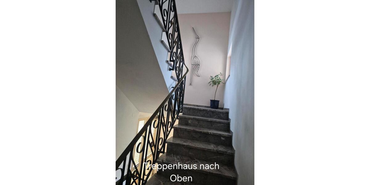 Dachgeschoßwohnung Kirchhain - 3 Zimmer, 80 m&sup2;, 500&euro; | Angebot:24432223