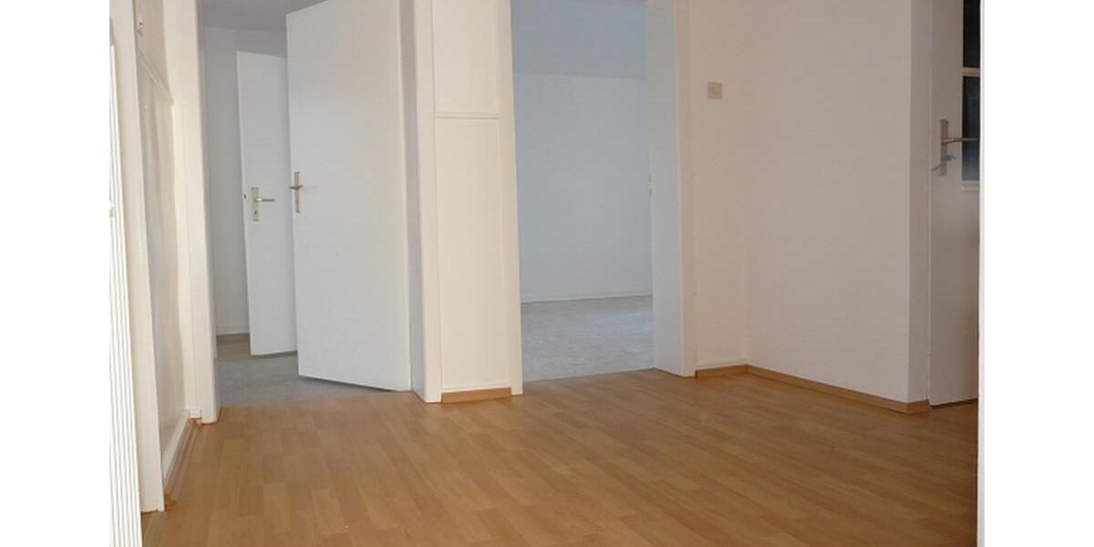 Doppelhaushälfte Meißner - 11 Zimmer, 230 m&sup2;, 950&euro; | Angebot:26614126