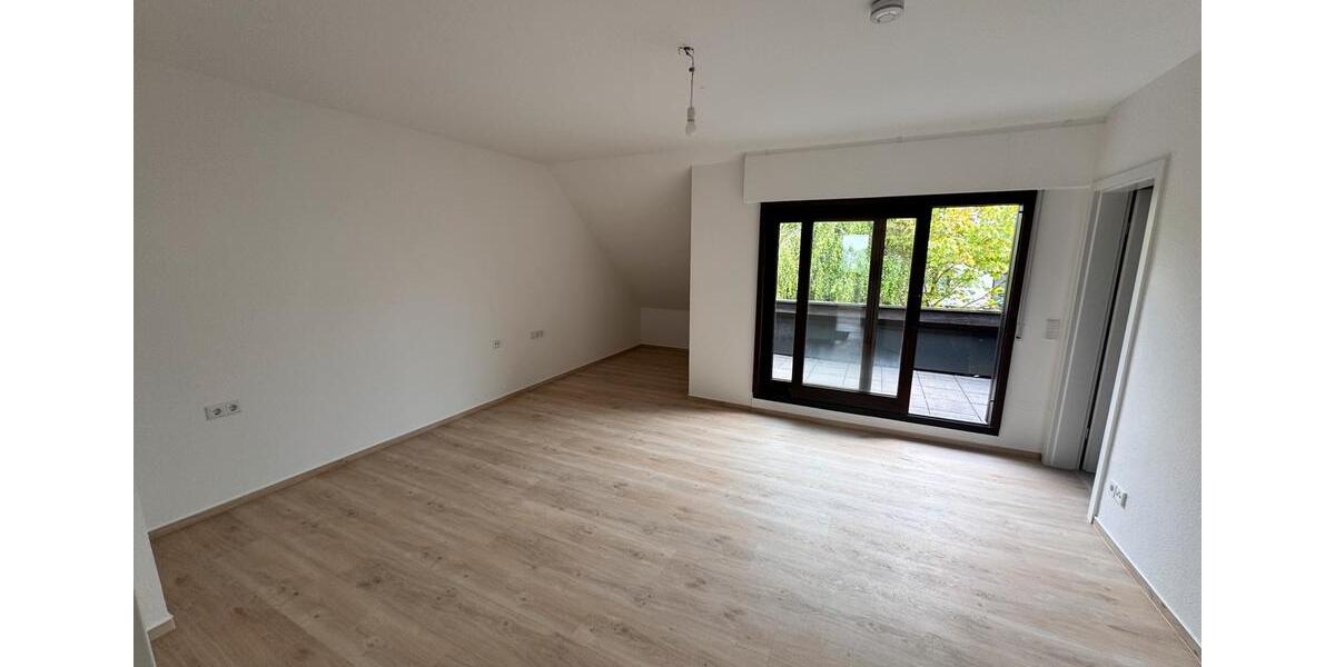 Reihenhaus Winterberg - 7 Zimmer, 165 m&sup2;, 1.300&euro; | Angebot:26547229