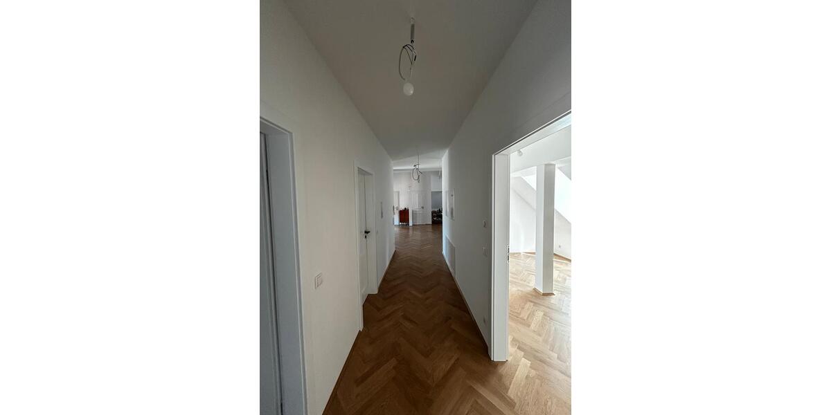 Etagenwohnung Regensburg Kumpfmühl - 1 Zimmer, 120 m&sup2;, 850&euro; | Angebot:25842127