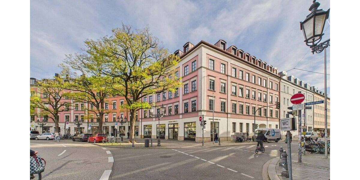 zum Erstbezug nach Sanierung: Exklusive 3,5Zimmer Wohnung mit Balkon direkt am Gärtnerplatz 3 zimmer