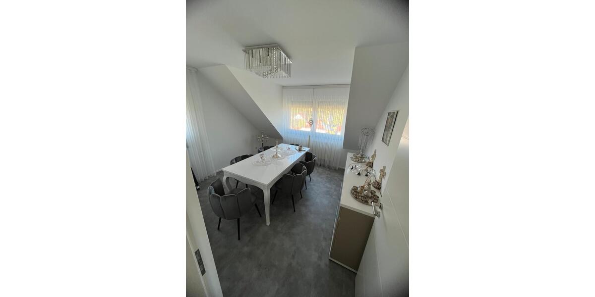 Dachgeschoßwohnung Collenberg - 4 Zimmer, 1.150&euro; | Angebot:23026935