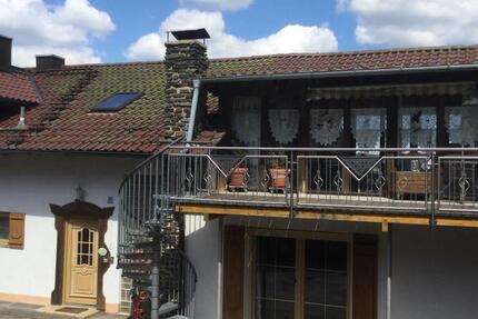 Wohnung Runding - 8 Zimmer, 200 m&sup2;, 850&euro; | Angebot:26478249