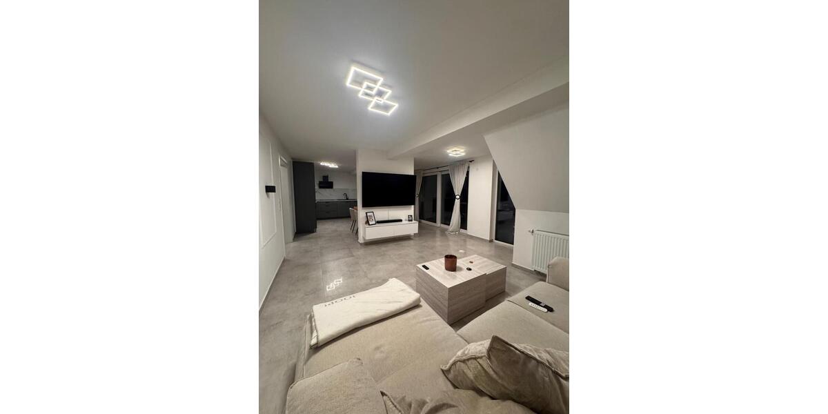 Dachgeschoßwohnung Hameln Kernstadt - 2.5 Zimmer, 75 m&sup2;, 750&euro; | Angebot:26224052