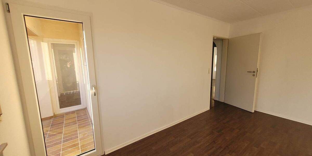 Etagenwohnung Giebelstadt Euerhausen - 4 Zimmer, 113 m&sup2;, 860&euro; | Angebot:24621031