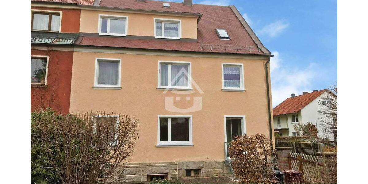 Etagenwohnung Selb - 3 Zimmer, 74 m&sup2;, 490&euro; | Angebot:25728627