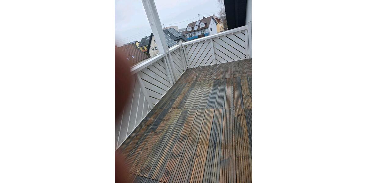 Dachgeschoßwohnung Baden-Baden Baden - 3 Zimmer, 80 m&sup2;, 1.000&euro; | Angebot:24757317