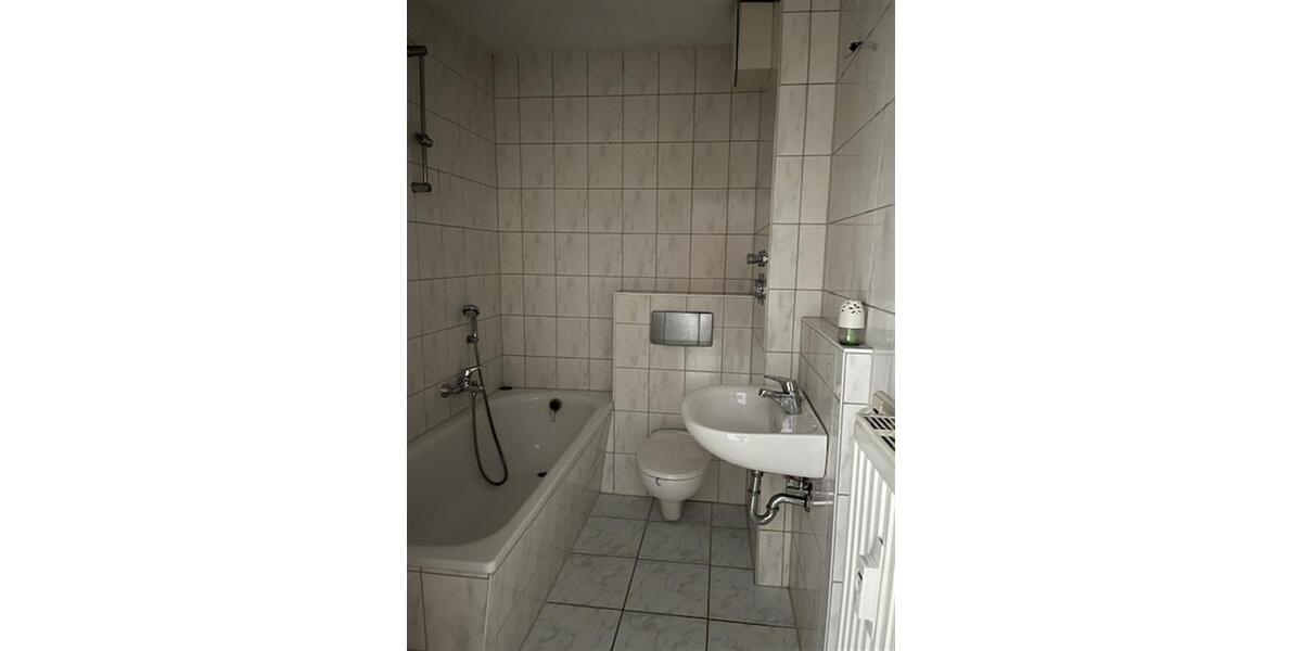 Erdgeschoßwohnung Reichenbach im Vogtland - 2 Zimmer, 38 m&sup2;, 210&euro; | Angebot:25872492