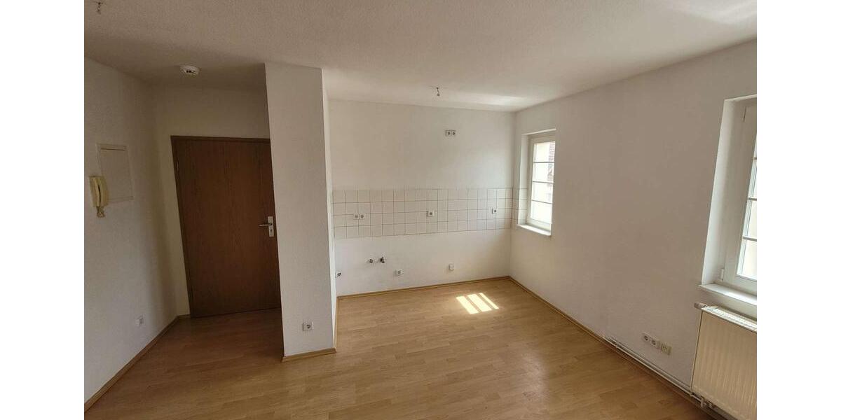 Etagenwohnung Eisenach - 2 Zimmer, 40 m&sup2;, 305&euro; | Angebot:26564478