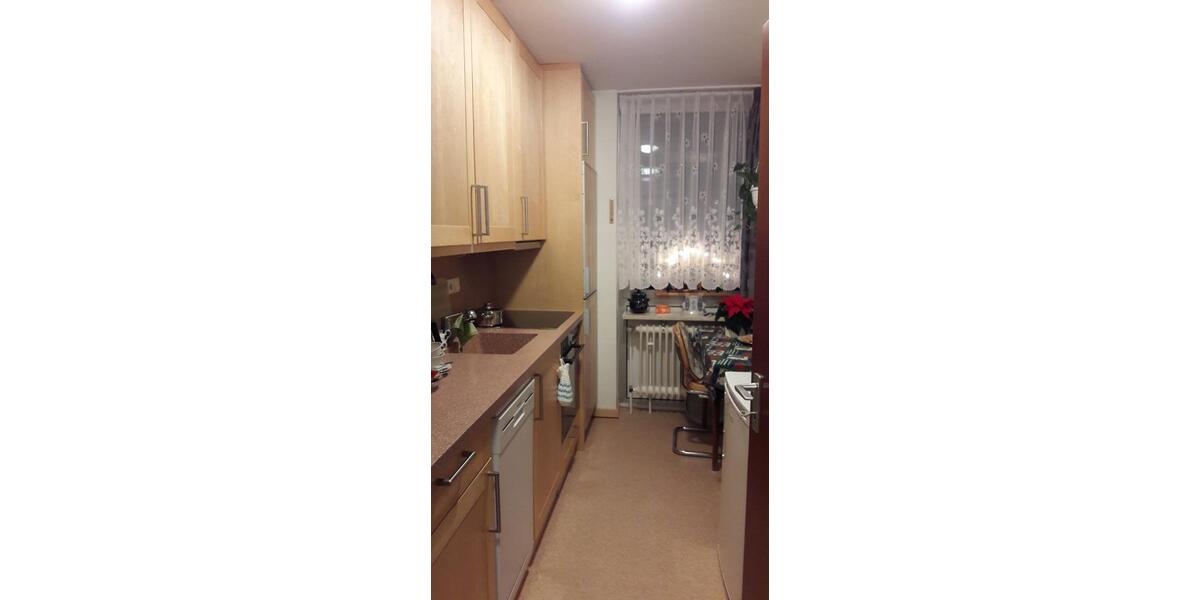 Hochparterre Lage - 2 Zimmer, 72 m&sup2;, 600&euro; | Angebot:26040982