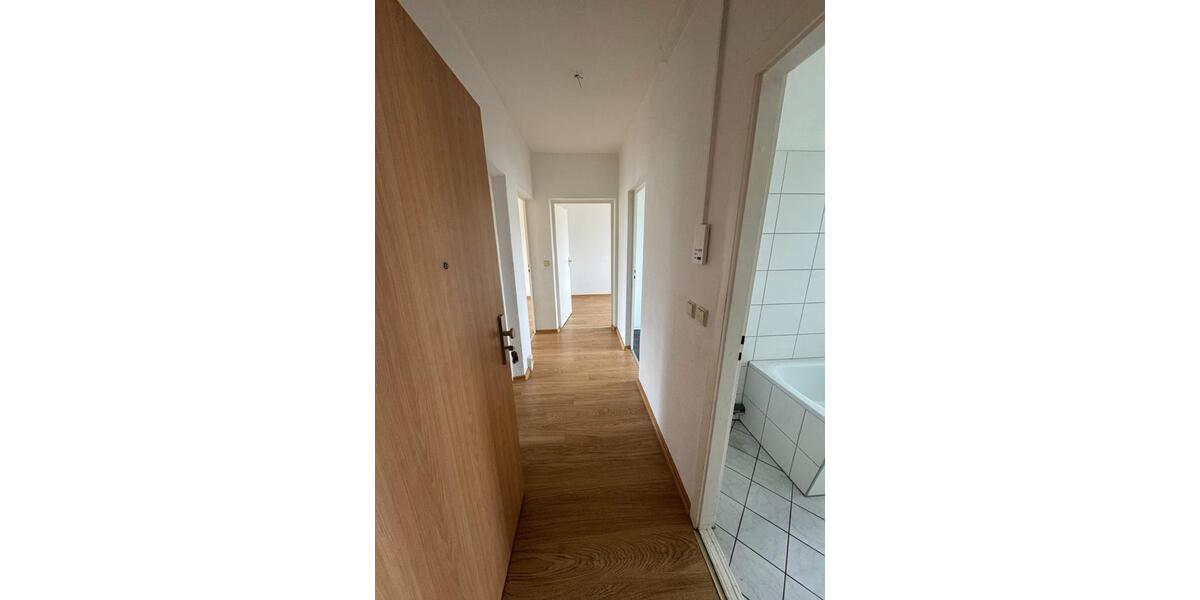 Erdgeschoßwohnung Hettstedt - 3 Zimmer, 54 m&sup2;, 402&euro; | Angebot:25887266