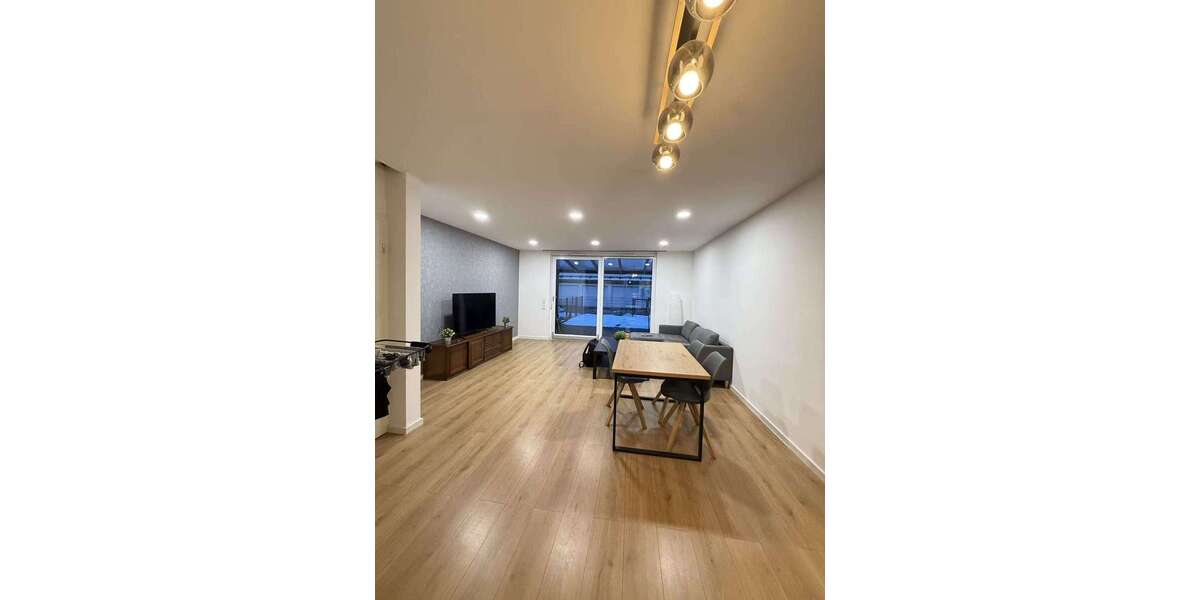 Einfamilienhaus Hanau Lamboy - 5 Zimmer, 141 m&sup2;, 2.200&euro; | Angebot:25197479