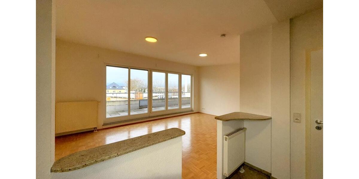 LIVE ON THE TOP FLOOR! Stylish 98 m² penthouse with terrace and underground parking 3 zimmer