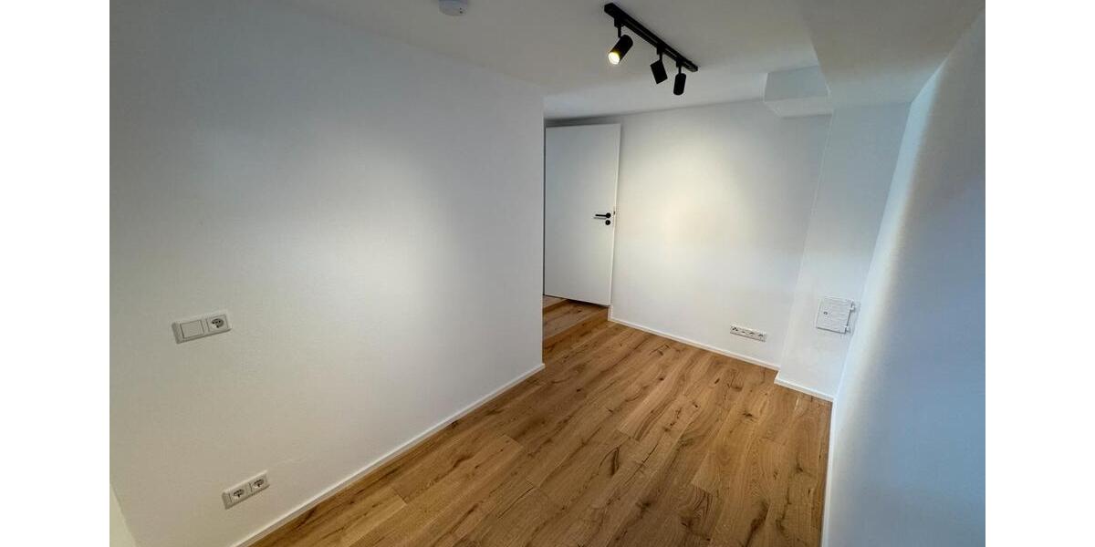 Etagenwohnung Hepberg - 1.000&euro; | Angebot:23591563