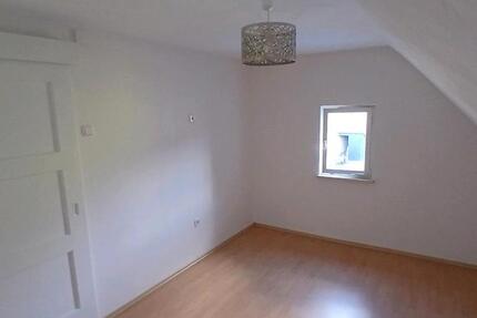 Wohnung Karlsruhe Daxlanden - 12 Zimmer, 20 m&sup2;, 520&euro; | Angebot:25378368