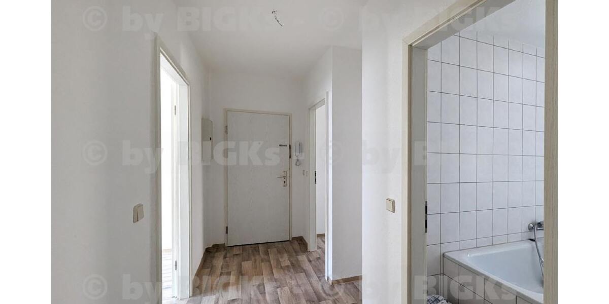 BIGKs: Suhl Aue 1: 3 Raum Wohnung Suhl,sep.Küche,Wannenbad (-;) - 3- Suhl Suhl Aue 1 | Angebot:26536226