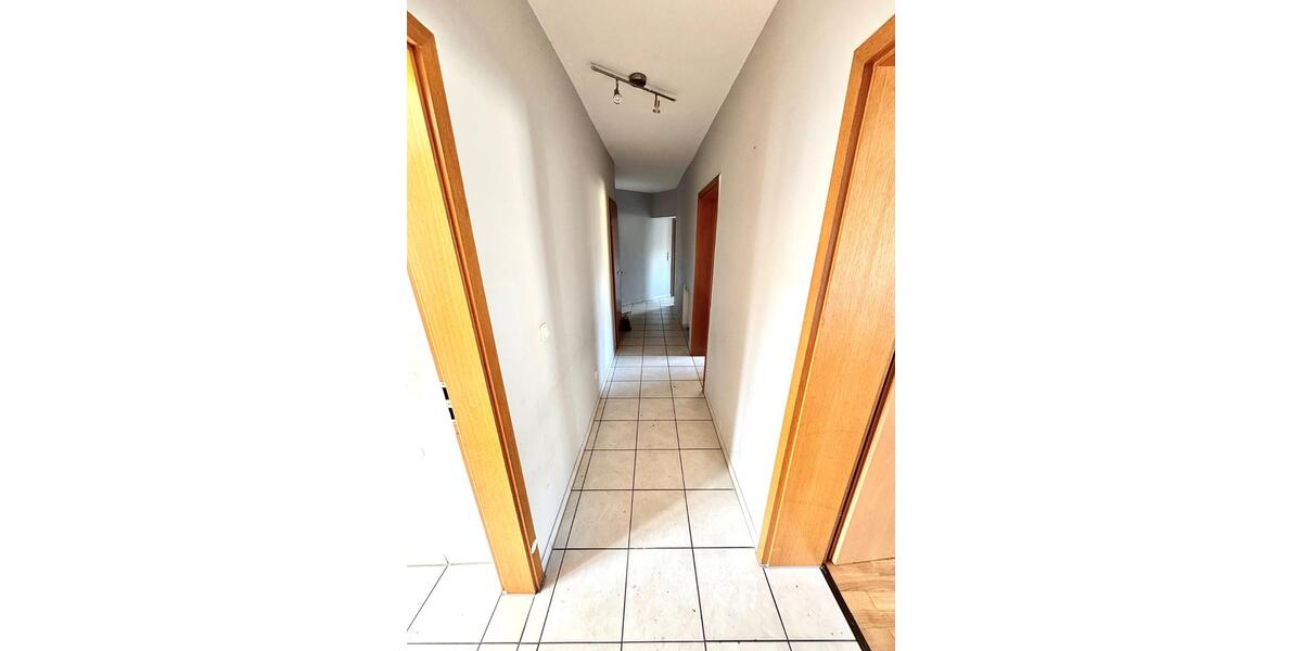 Etagenwohnung Essen Stadtbezirk IV - 4 Zimmer, 90 m&sup2;, 660&euro; | Angebot:25105176