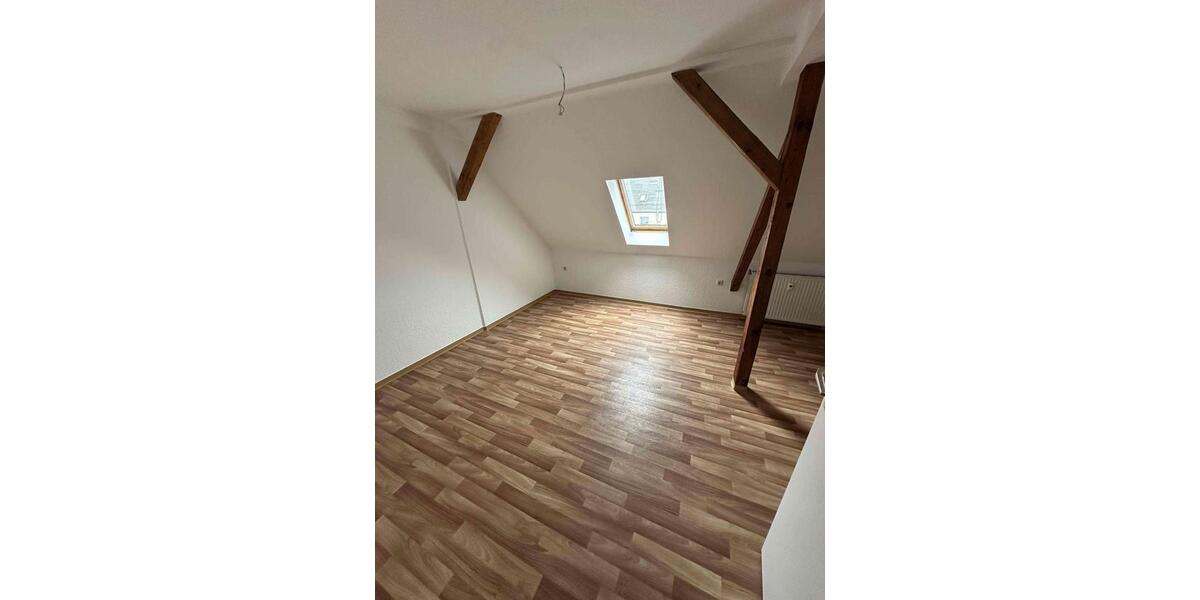 Dachgeschoßwohnung Plauen Altstadt - 1.5 Zimmer, 41 m&sup2;, 208&euro; | Angebot:26422132