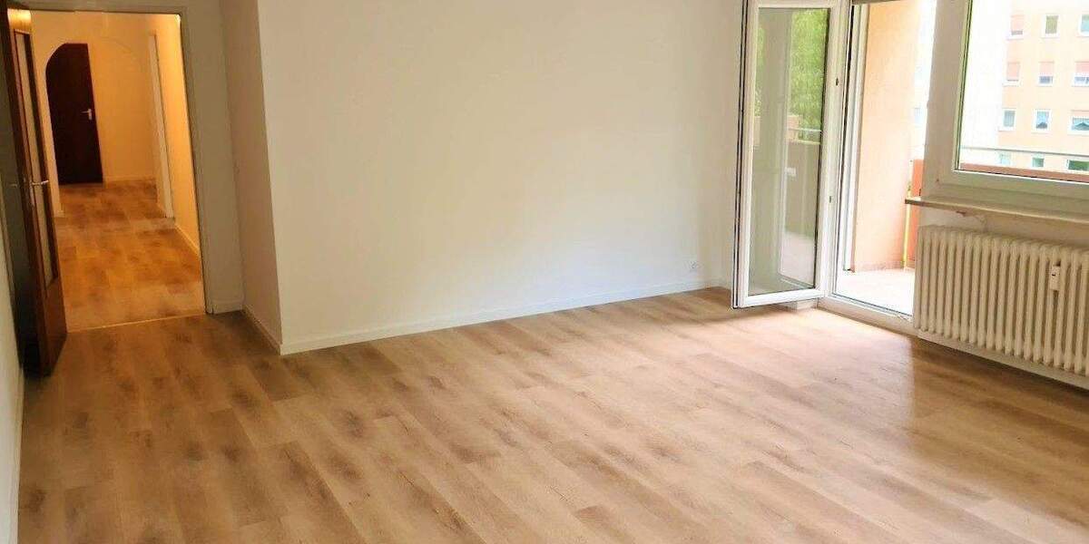 Etagenwohnung Bad Säckingen - 3 Zimmer, 92 m&sup2;, 1.140&euro; | Angebot:25802619