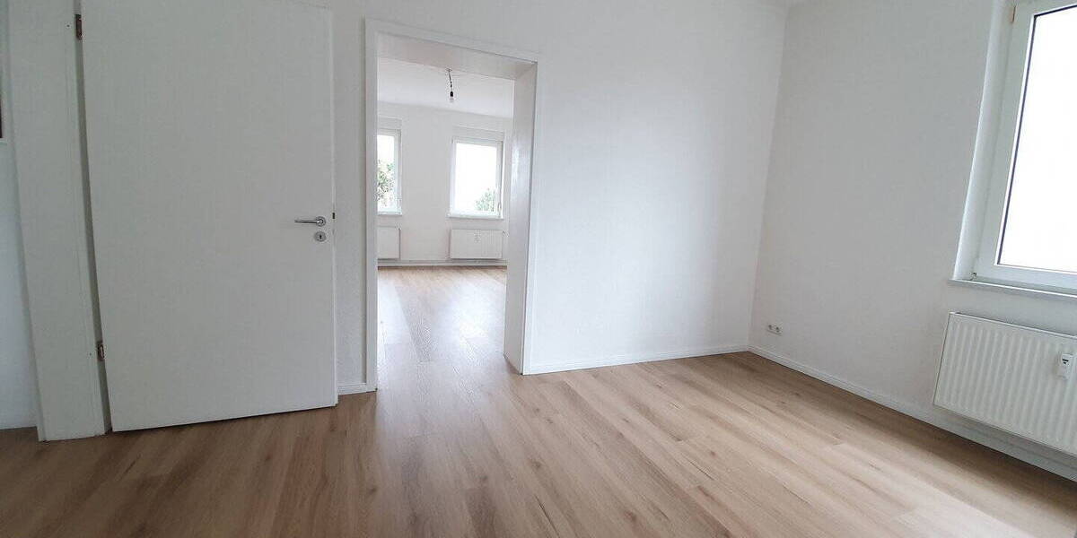 Etagenwohnung Velten Heidekrug - 2 Zimmer, 81 m&sup2;, 1.025&euro; | Angebot:26154500