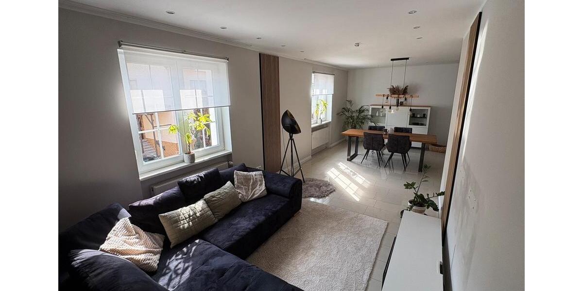 Maisonettenwohnung Völklingen - 5 Zimmer, 137 m&sup2;, 1.200&euro; | Angebot:26592856