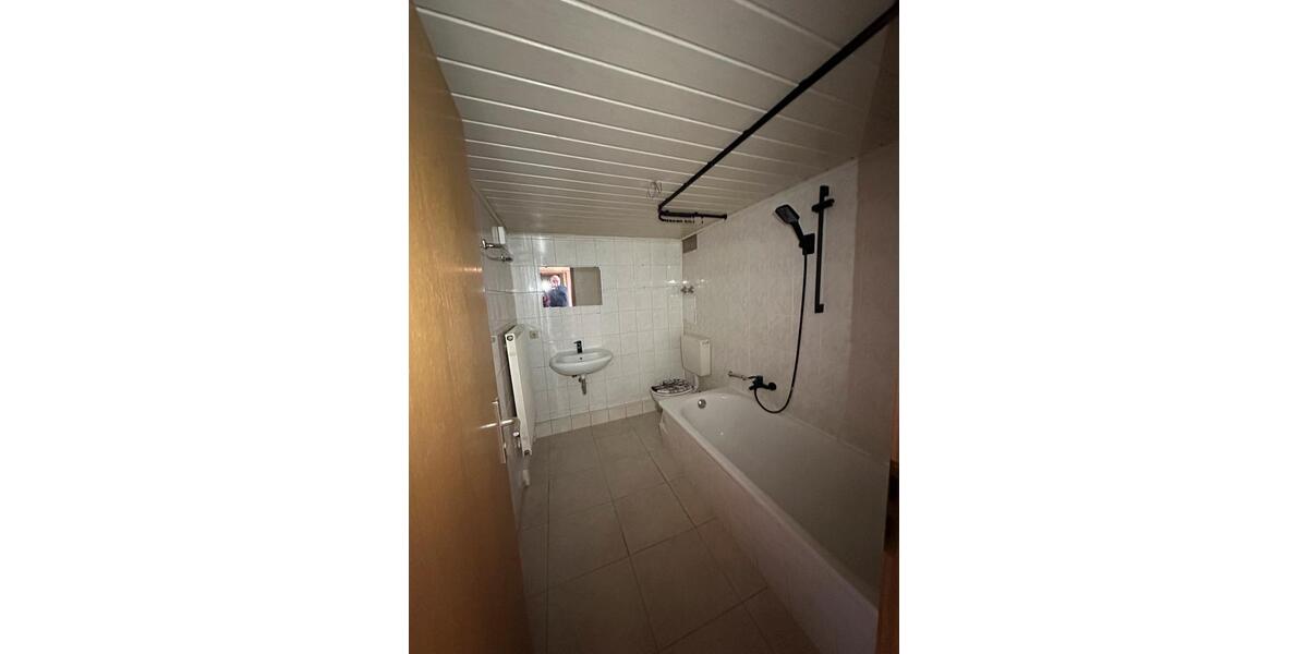 Dachgeschoßwohnung Seifhennersdorf - 3 Zimmer, 79 m&sup2;, 305&euro; | Angebot:24766839